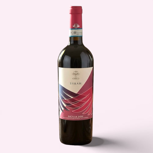 Bottiglia di vino rosso syrah Amico sicilia doc